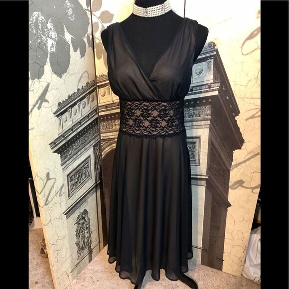 Beautiful dress by Connected size 10 - Picture 1 of 4
